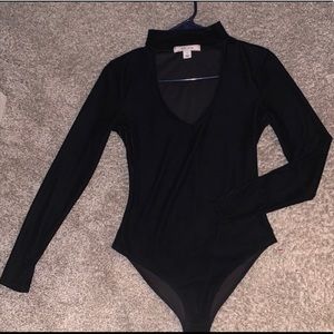 Adam levin black love v neck velour shirt